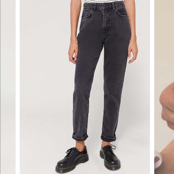 UO Mom Jean (Washed Black) - Picture 4 of 4